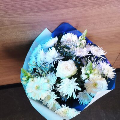 Bouquet longues tiges en blanc et vert "   "